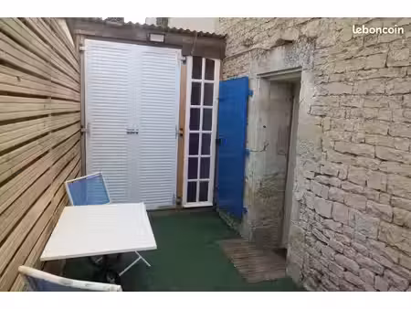 studio meublé à louer