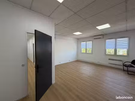 à louer bureaux 101 m2