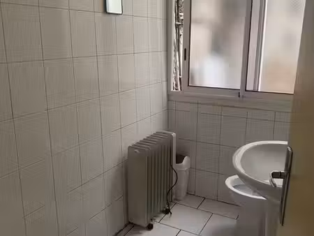 37m2 studio 1 étage cv