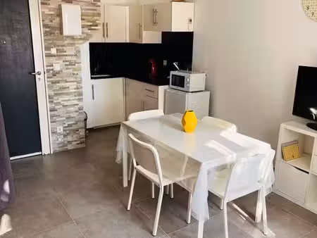 location mensuelle studio cassis