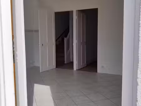 maison de village 3 pièces 65 m²