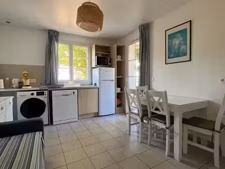 t2 32m2 meublé + terrasse 10m2