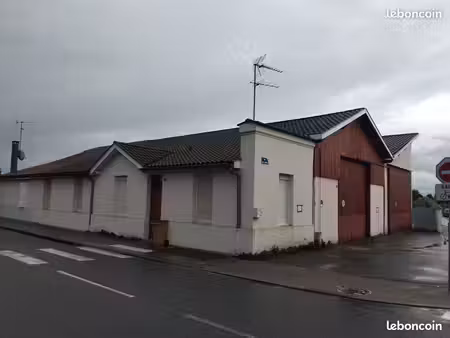 entrepôt  local  parking  stockage