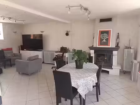 belle maison familiale avec f2 indépendant  double garage et d?