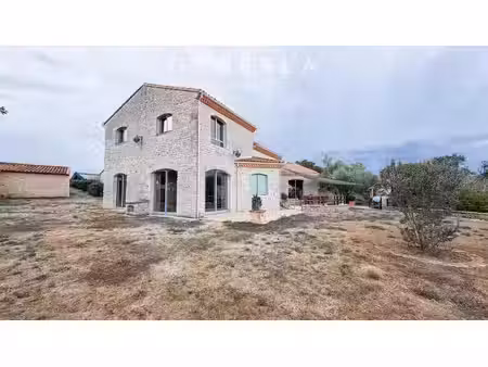 vente maison 8 pièces 244.23 m² à luzay (79100)  449 500 €