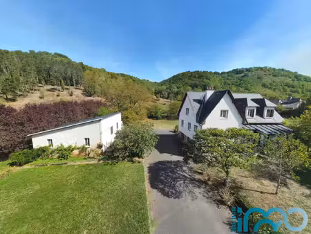 ensemble immobilier sur 2.475 m² de terrain attenant