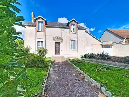 maison à brou de 133m2 avec 4 chambres et jardin