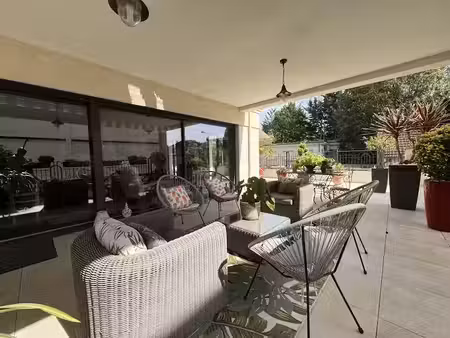 vente appartement 5 pièces 117 m² à la varenne saint hilaire (94210)  1 350 000 €