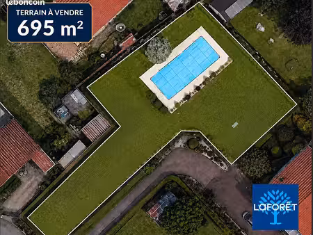 terrain 695 m² grigny