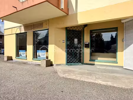 local commercial de 136 99 m² à sarreguemines