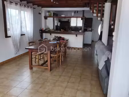 maison traditionnelle de 139 m² à fleury