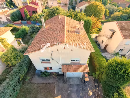 grande maison au centre-ville de saint-raphaël