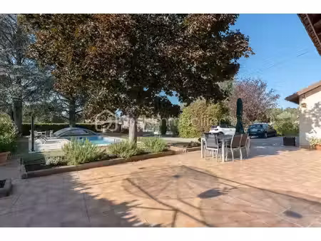 maison de 125 m² à saint-maurice-de-gourdans