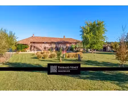 maison de 4 chambres de luxe en vente à saint-trivier-de-courtes  auvergne-rhône-alpes