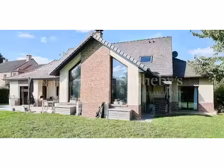 maison avec jardin et terrasse mérignies (59)
