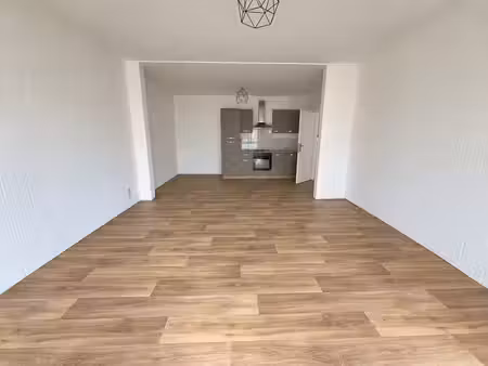 charmant studio idéalement situé à herstal !