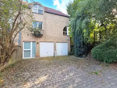kraainem - maison 4 chambres avec jardin +/-230m²