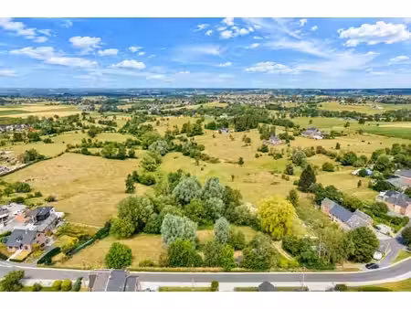 belle parcelle de terrain de +/- 3.245 m²