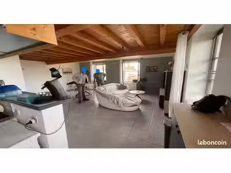 t3 duplex + garage