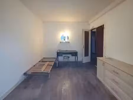 location appartement chambre meublé à caen (14000) : à louer chambre meublé / 15m² caen