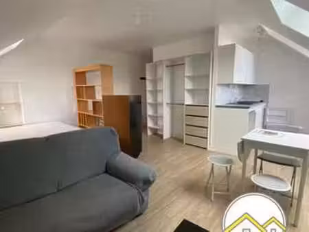 location appartement t1 meublé à châteaubriant centre (44110) : à louer t1 meublé / 23m² c