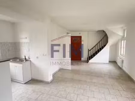 location appartement 3 pièces à saint-aubin-sur-scie (76550) : à louer 3 pièces / 76m² sai
