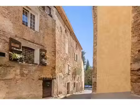 vente maison 6 pièces 90 m² à cotignac (83570)  200 000 €