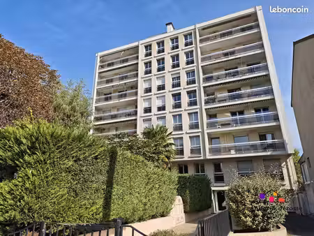 parking/box 18 m² montmorency
