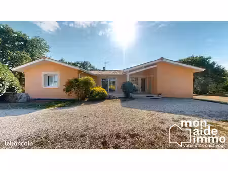 propriété 5 pièces 163 m²