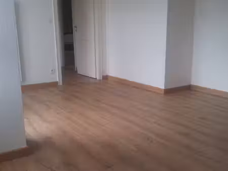 appartement 2 pièces 39 m² avec balcon et garage fermé à eschau