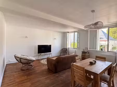 t2 meublé de 63 m² montargis  à 500m du port saint-roch