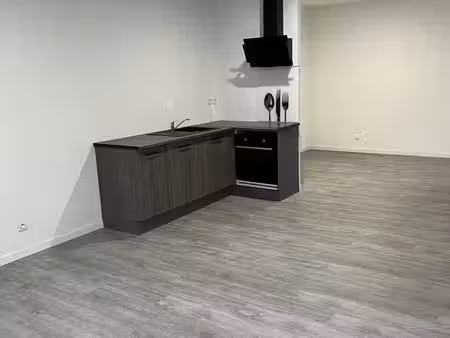 t4 90 m² – 3 chambres – grande pièce de vie – dpe c