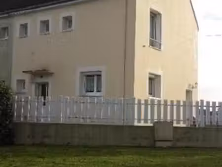 loue maison de ville t5 evron centre ville
