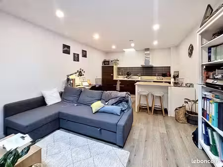 appartement duplex 2 pièces avec parking et cave – centre-ville de lisieux