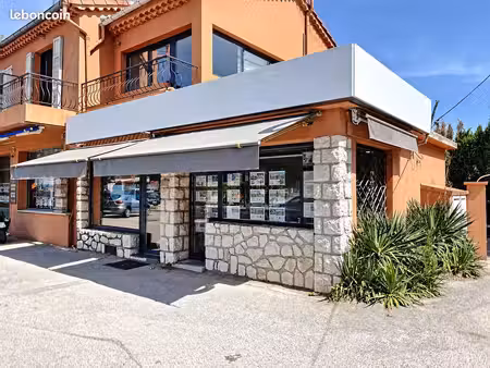 local commercial + bureaux 106 m² – roquefort centre – forte visibilité