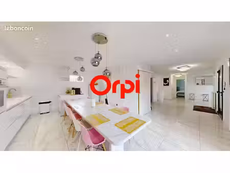 maison 6 pièces 161 m²