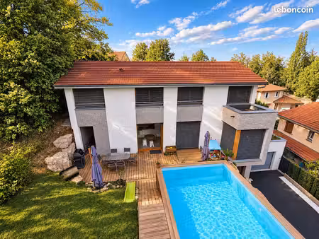belle maison familiale