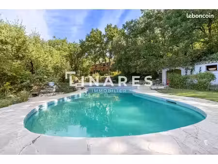propriété en viager 8 pièces 217 m²