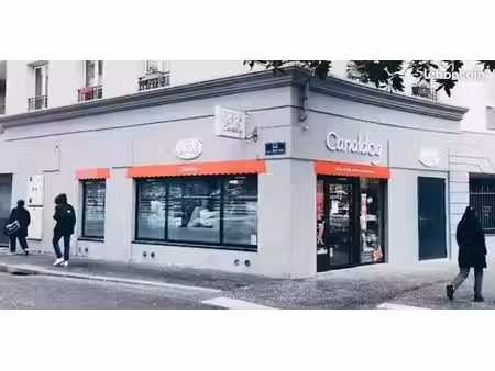 local commercial 84 m²