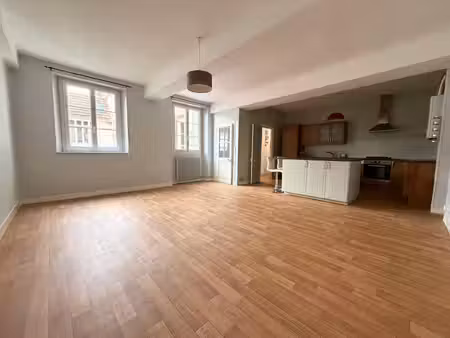 centre ville appartement en bon état