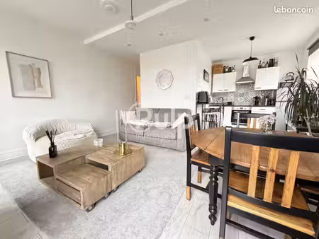 appartement 2 pièces 54 m²