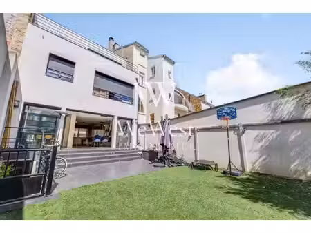 maison de luxe à vendre dans le quartier silly-gallieni
