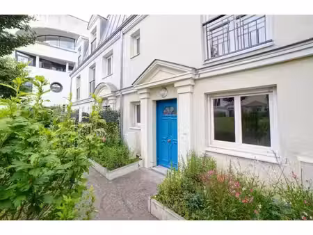 maison de luxe à vendre dans le quartier colline