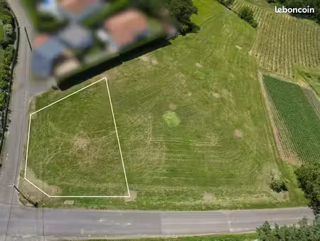 ? terrain constructible 535 m² – lachaux / vic-le-comte