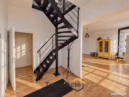 duplex 4 pièces 116 m²