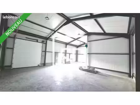 entrepot - logistique 110 m² saint-bonnet-près-riom