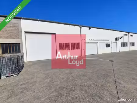 local d'activite 1095 m² clermont ferrand