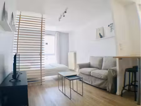 studio meublé 33m2 + parking