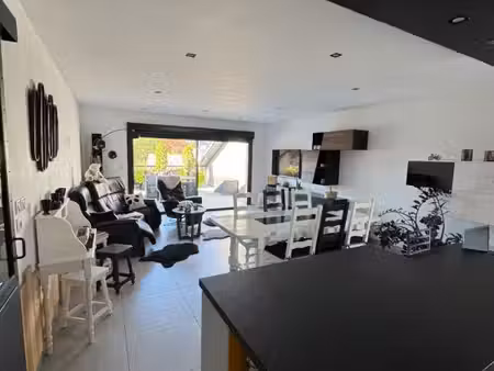 appartement t4 toit terrasse de 112 m2 à gérardmer