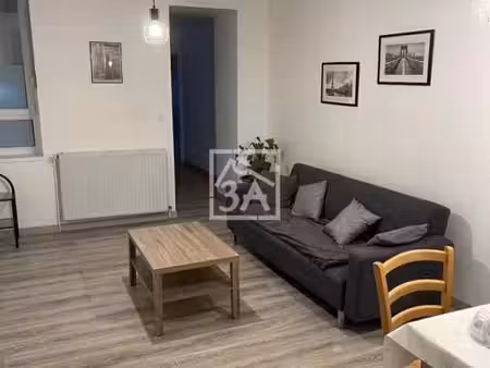 immeuble 13 pièces 223 m²